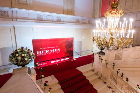 Hermes Gala Wirtschaftspreis red carpet Hofburg